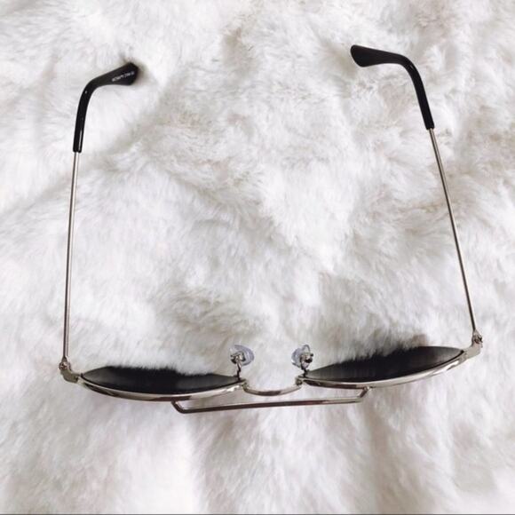 Remy Silver Mirrored Aviator Sunglasses - Picture 7 of 9